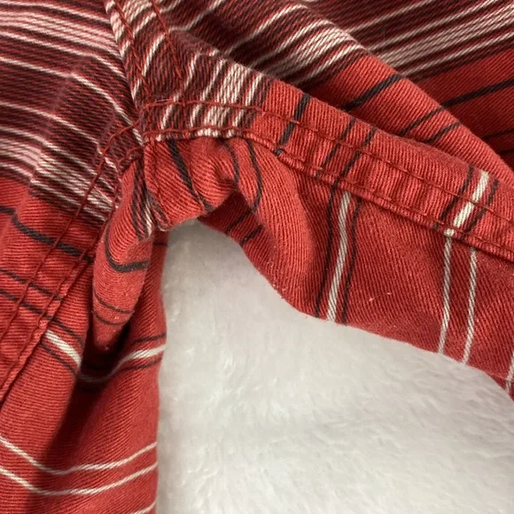 Brick red striped cargo shorts - Picture 6 of 17